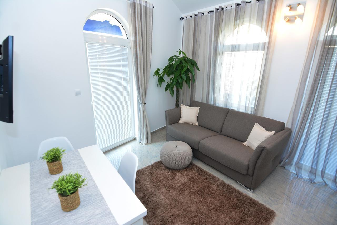 Tropicoco Apartments Tivat Exterior photo