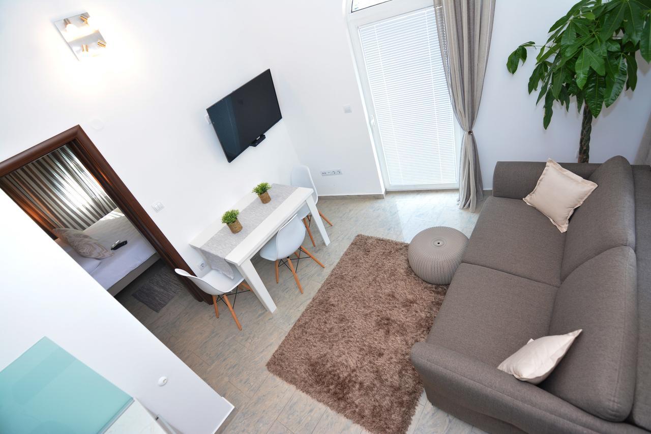 Tropicoco Apartments Tivat Exterior photo